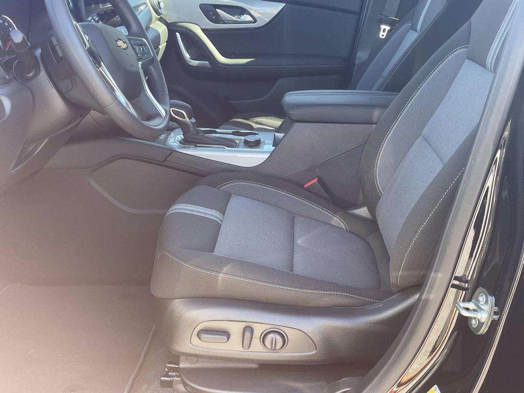 new 2025 Chevrolet Blazer car, priced at $33,896