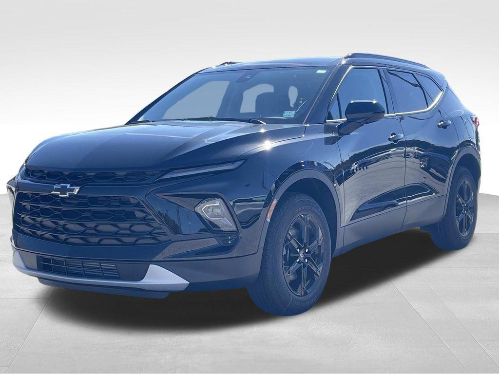 new 2025 Chevrolet Blazer car, priced at $33,896