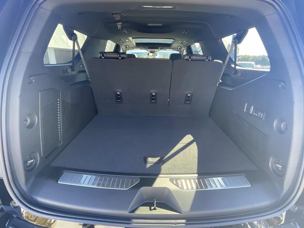 new 2026 Chevrolet Suburban car, priced at $81,291