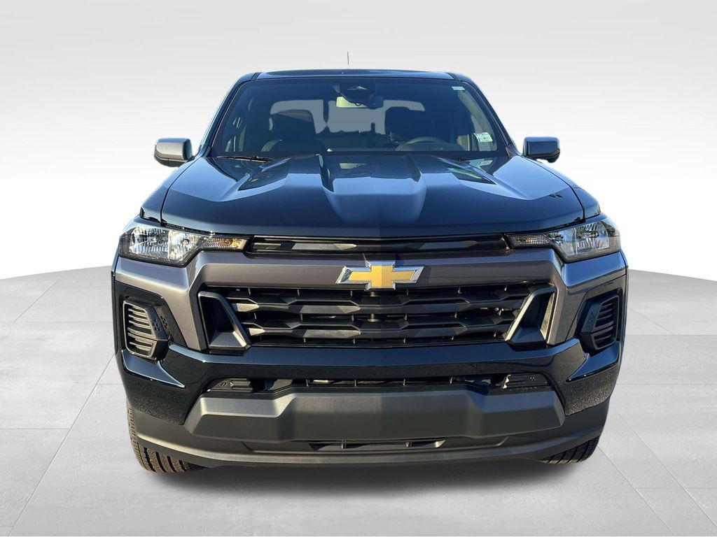 new 2026 Chevrolet Colorado car, priced at $38,014