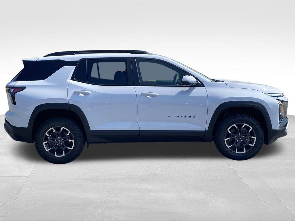 new 2026 Chevrolet Equinox car, priced at $35,353