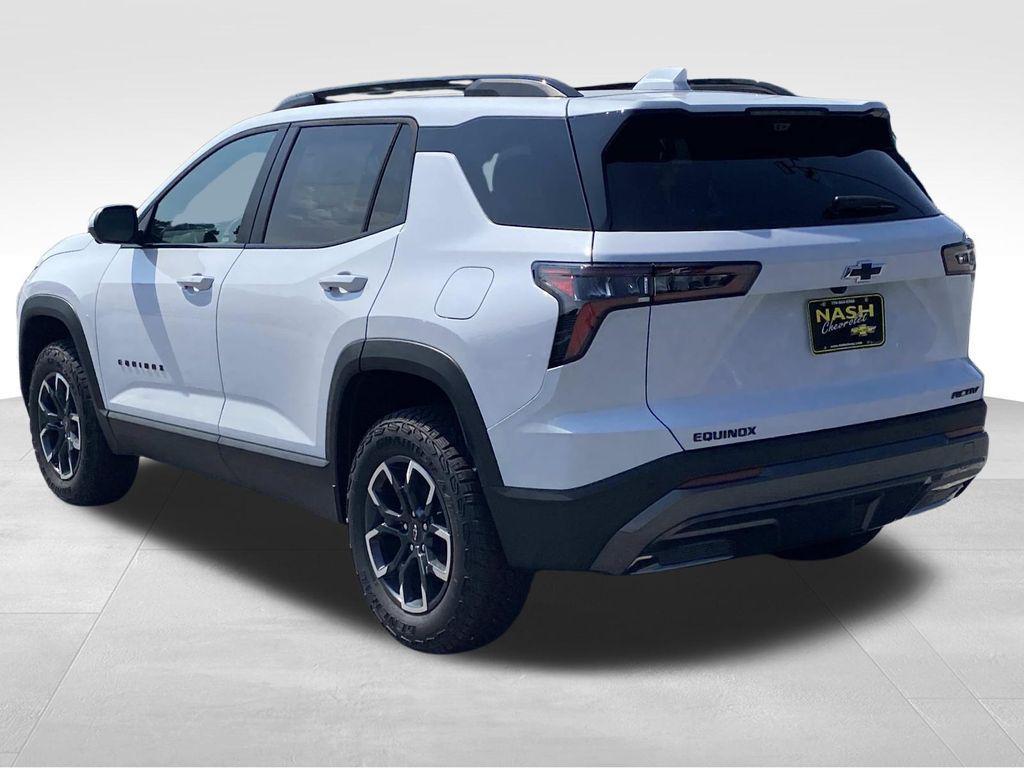 new 2026 Chevrolet Equinox car, priced at $35,353