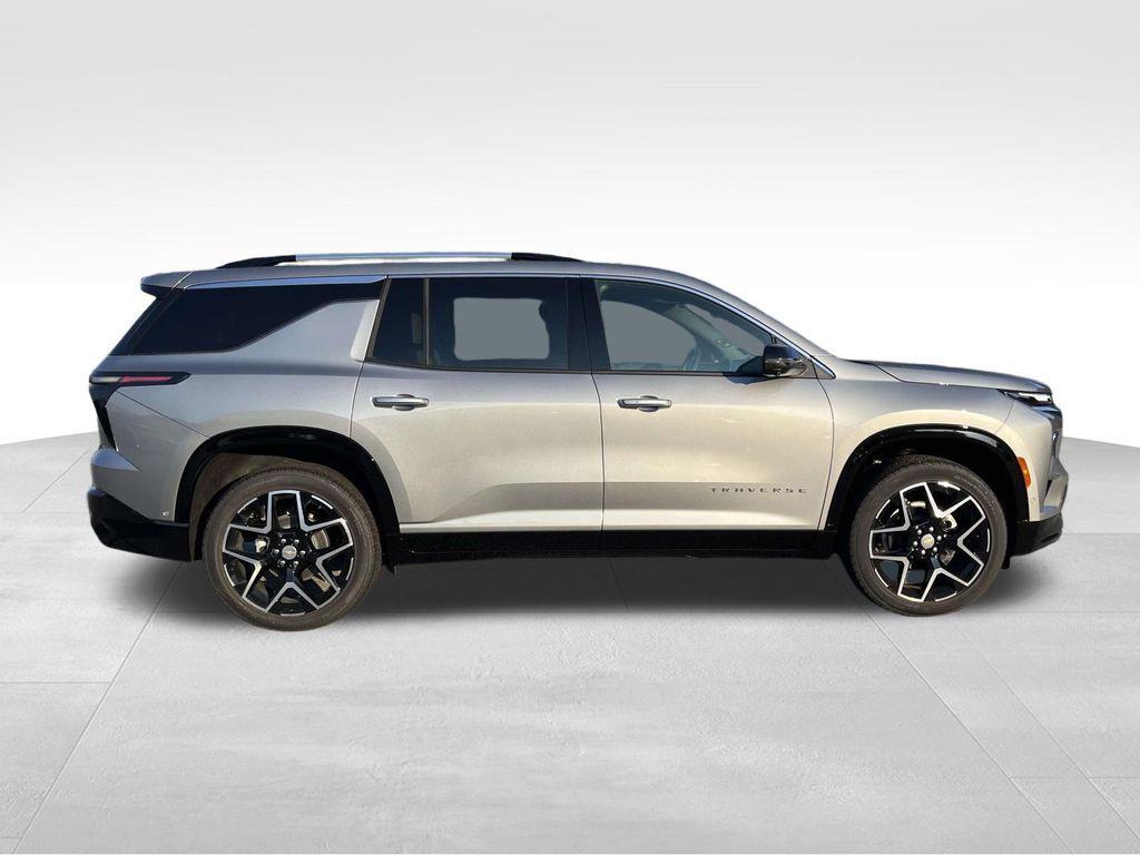 new 2026 Chevrolet Traverse car, priced at $58,074