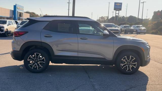 new 2025 Chevrolet TrailBlazer car, priced at $28,391