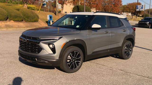 new 2025 Chevrolet TrailBlazer car, priced at $28,391