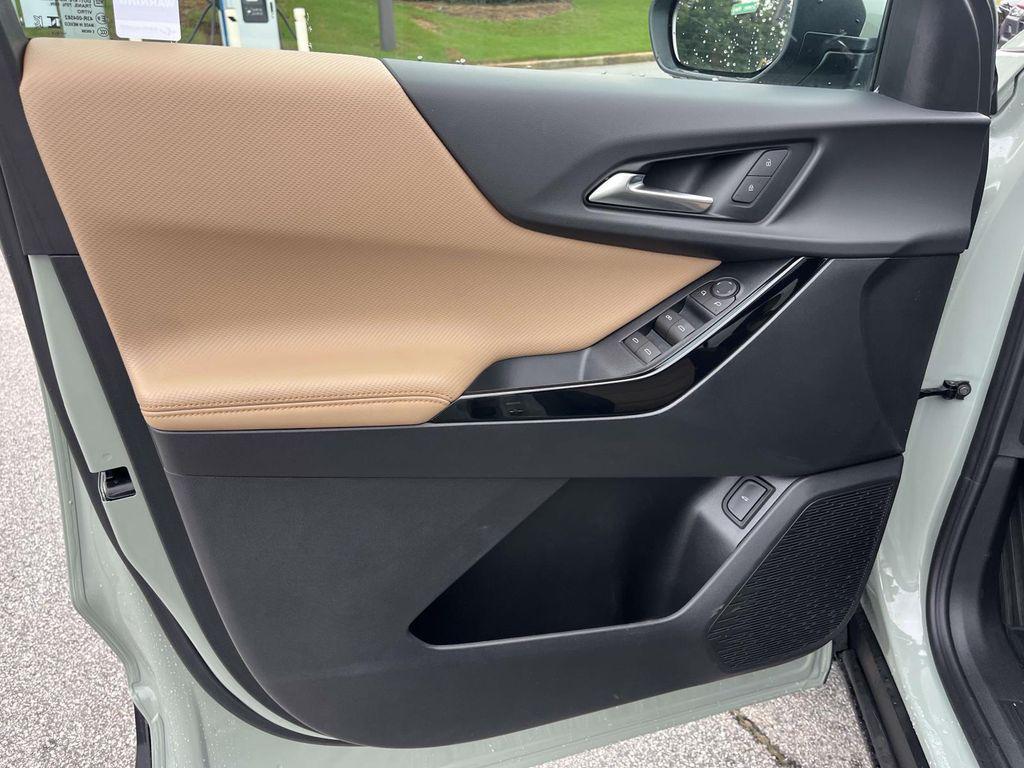 new 2026 Chevrolet Equinox car, priced at $36,505