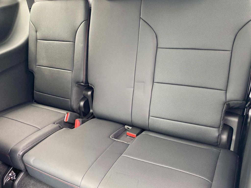 new 2026 Chevrolet Traverse car, priced at $53,136