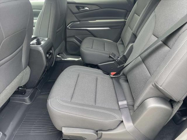 new 2025 Chevrolet Traverse car, priced at $43,504