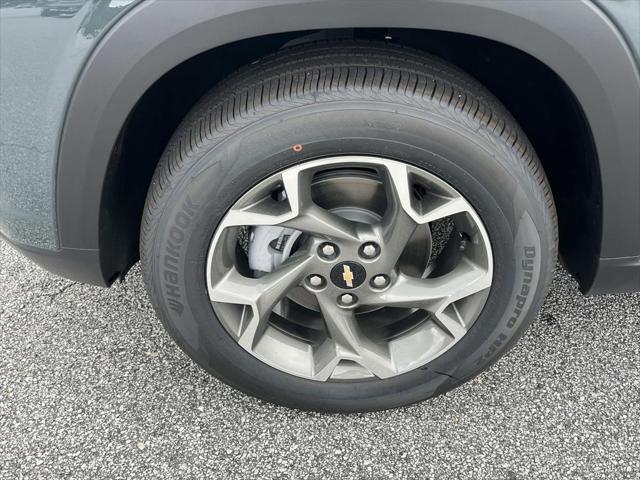 new 2025 Chevrolet Trax car, priced at $23,956