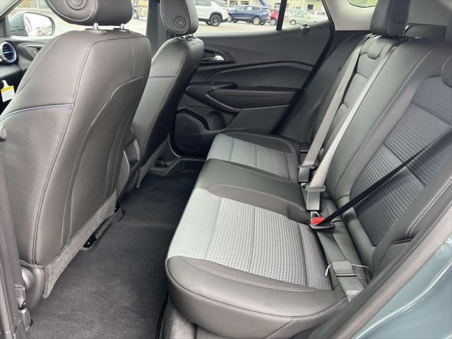 new 2025 Chevrolet Trax car, priced at $23,956