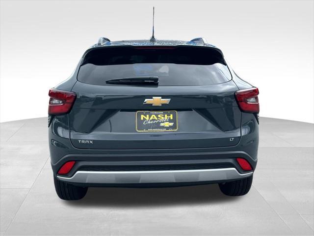 new 2025 Chevrolet Trax car, priced at $23,956
