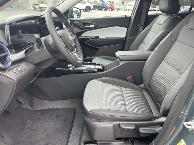 new 2025 Chevrolet Trax car, priced at $23,956