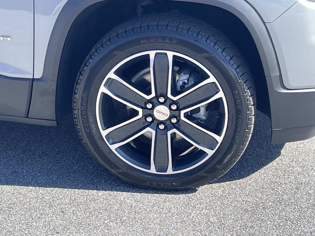 used 2023 GMC Acadia car, priced at $32,990