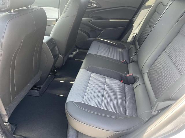 new 2025 Chevrolet Trax car, priced at $24,623