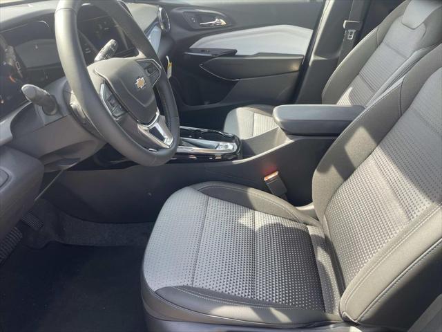 new 2025 Chevrolet Trax car, priced at $24,623