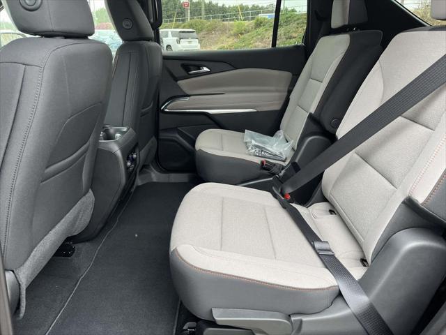 new 2025 Chevrolet Traverse car, priced at $41,405
