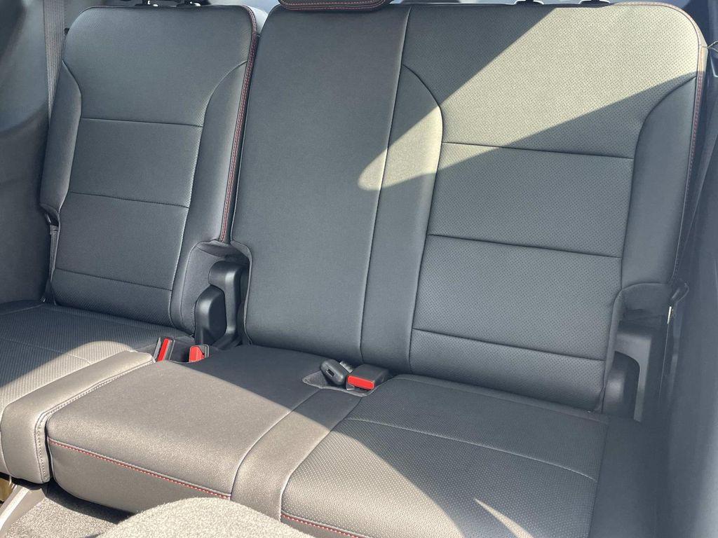 new 2026 Chevrolet Traverse car, priced at $57,070