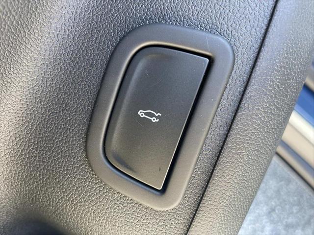 new 2025 Chevrolet Traverse car, priced at $41,227