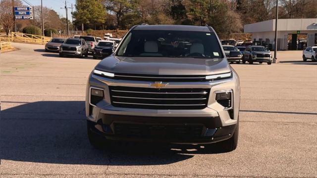 new 2025 Chevrolet Traverse car, priced at $55,648