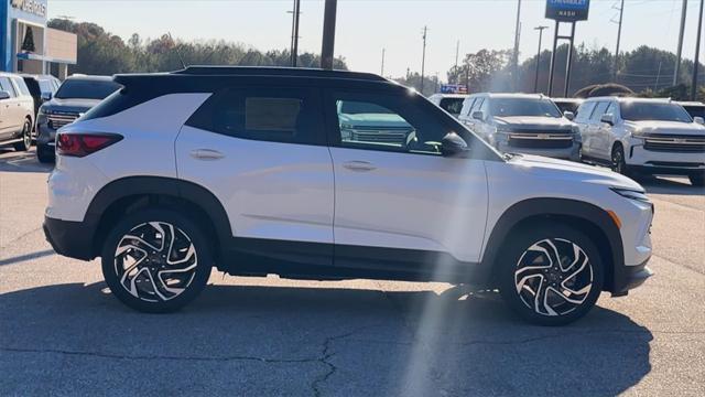 new 2025 Chevrolet TrailBlazer car, priced at $32,574