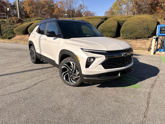 new 2025 Chevrolet TrailBlazer car, priced at $32,574