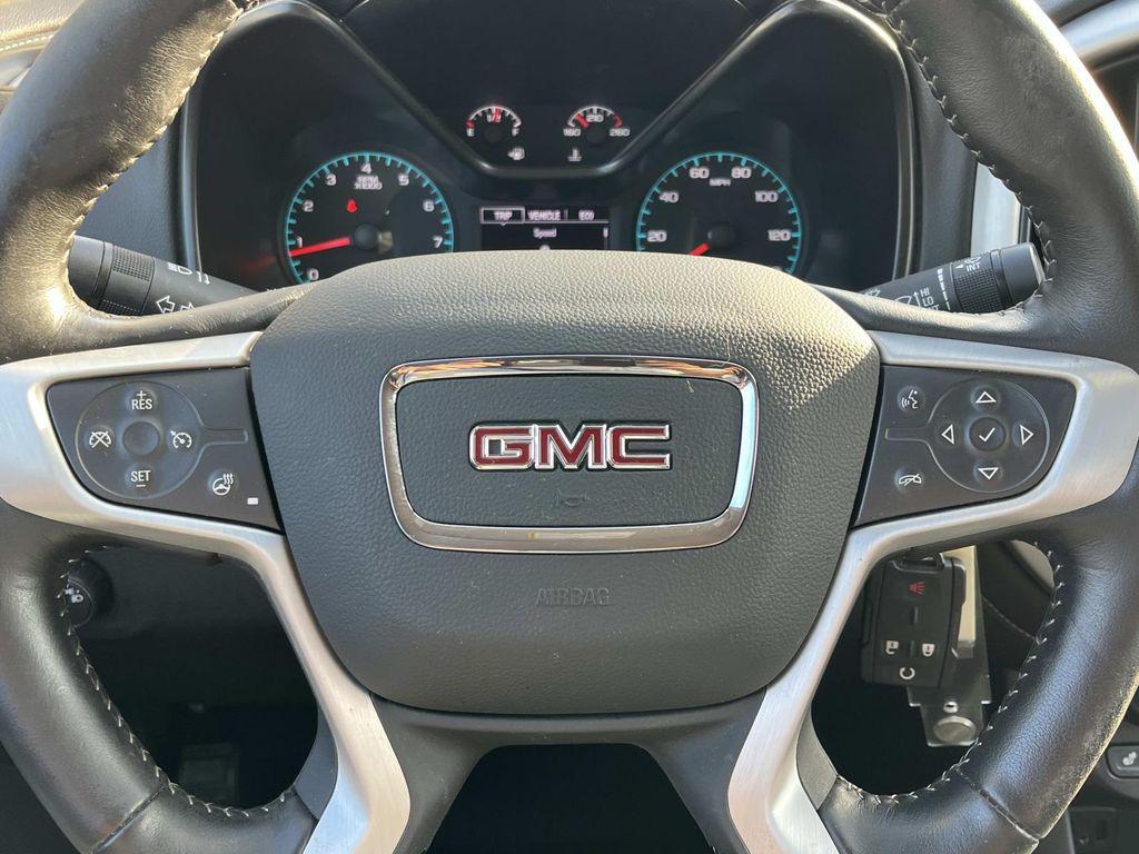 used 2022 GMC Canyon car, priced at $29,990