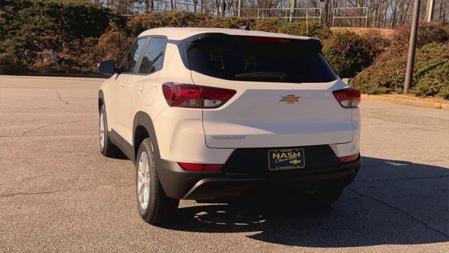 new 2025 Chevrolet TrailBlazer car, priced at $24,425