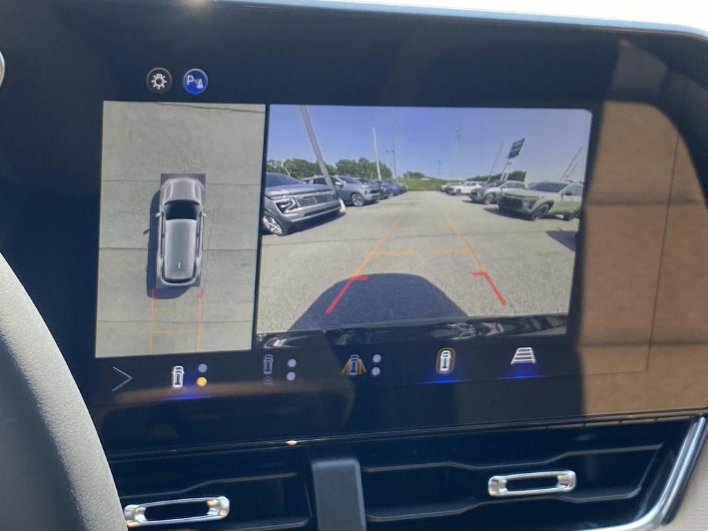 new 2026 Chevrolet Equinox car, priced at $34,418