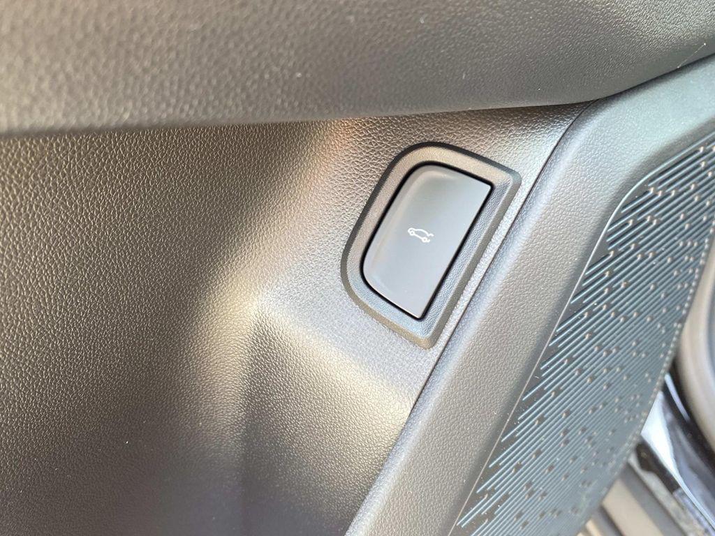 new 2026 Chevrolet Equinox car, priced at $34,418