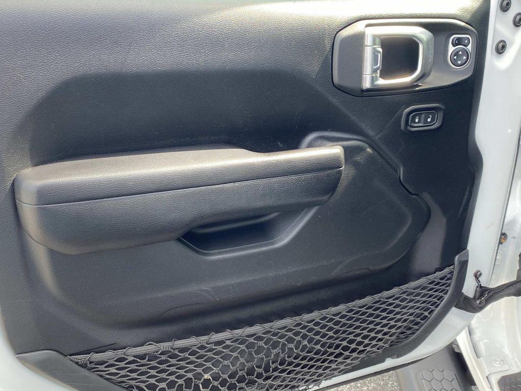 used 2021 Jeep Wrangler Unlimited car, priced at $27,490