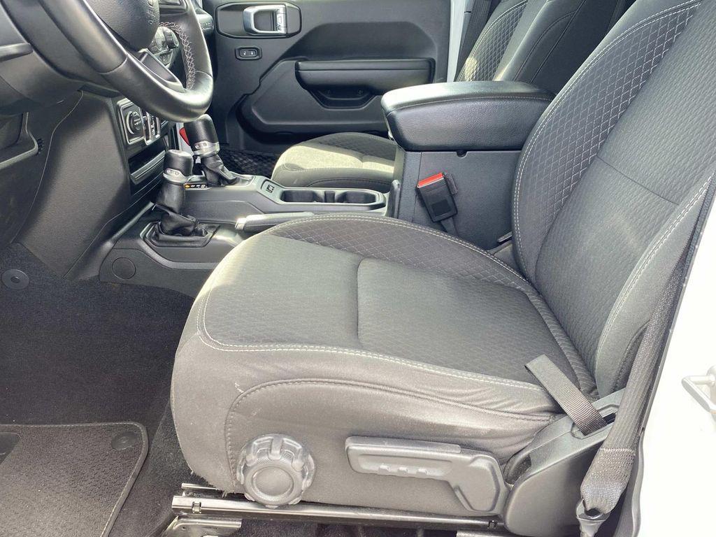 used 2021 Jeep Wrangler Unlimited car, priced at $27,490