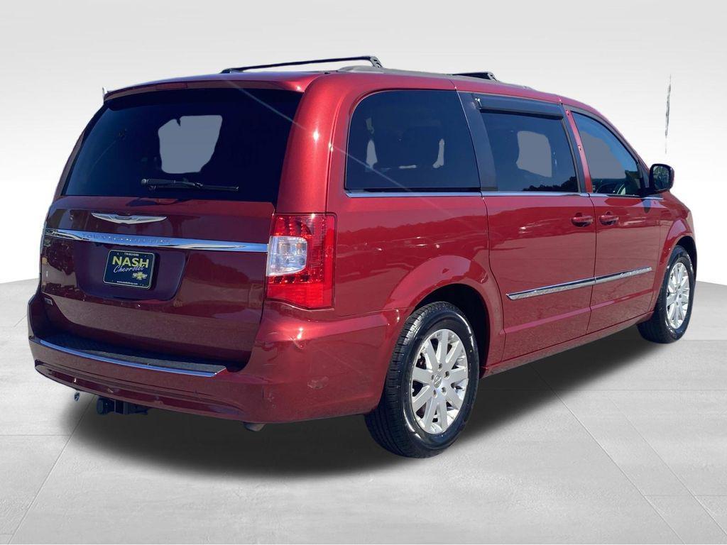 used 2014 Chrysler Town & Country car, priced at $5,990