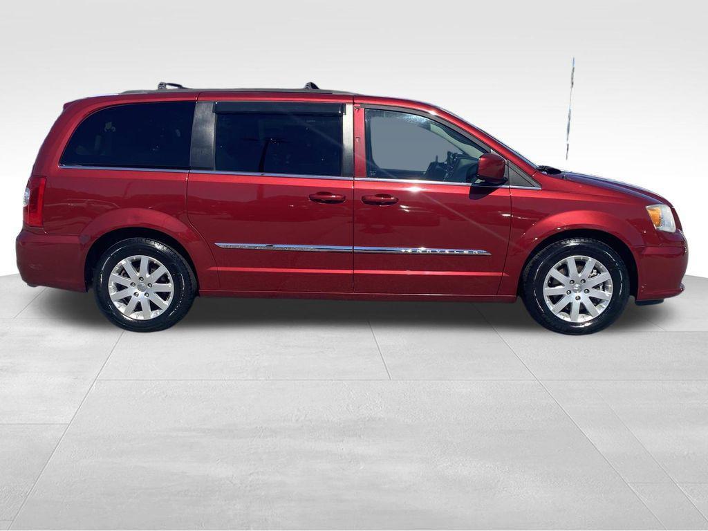 used 2014 Chrysler Town & Country car, priced at $5,990
