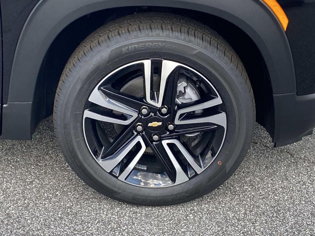 new 2026 Chevrolet TrailBlazer car, priced at $27,979