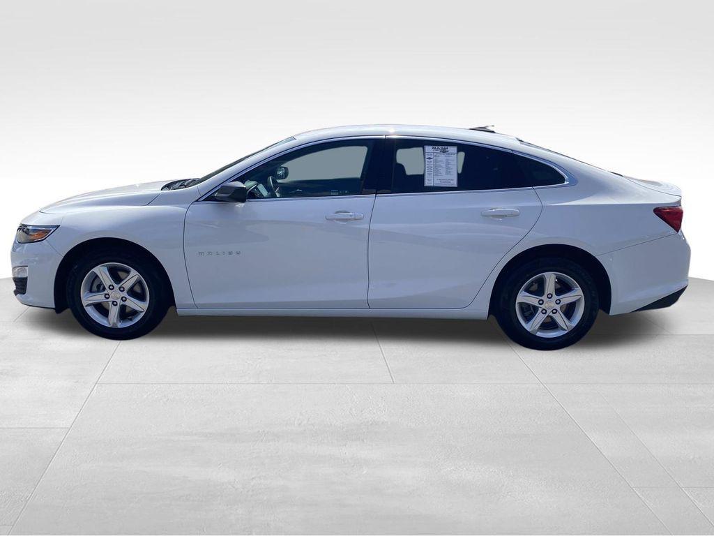used 2022 Chevrolet Malibu car, priced at $18,490