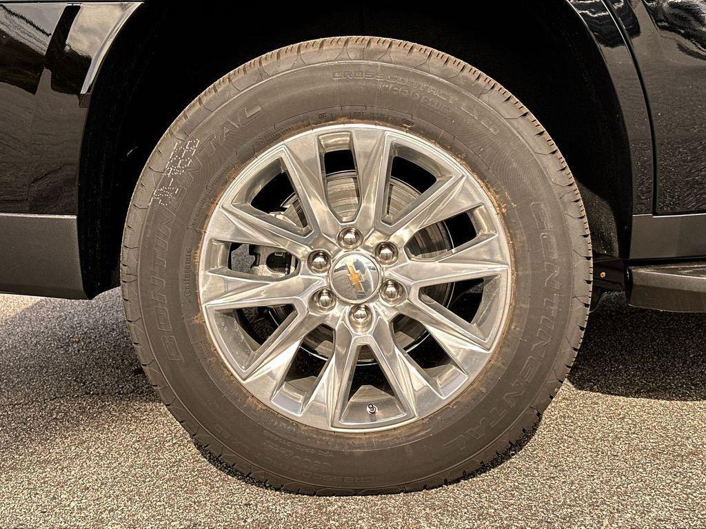 new 2025 Chevrolet Tahoe car, priced at $70,965
