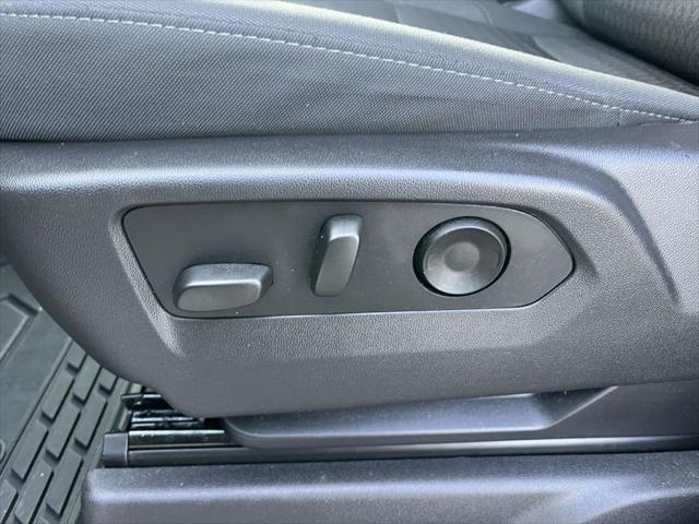used 2024 Chevrolet Silverado 1500 car, priced at $35,590