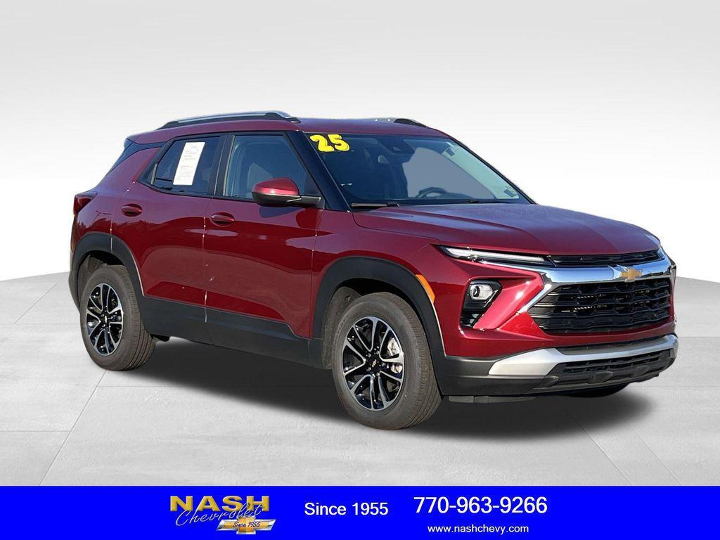 new 2025 Chevrolet TrailBlazer car, priced at $22,957