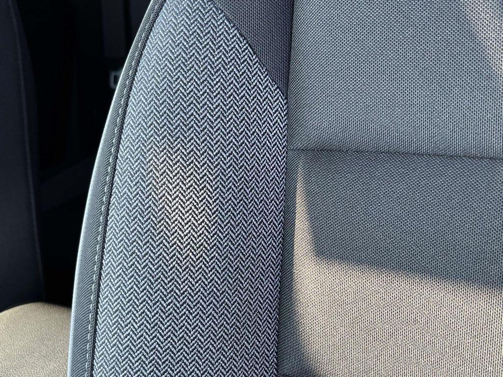 new 2025 Chevrolet TrailBlazer car, priced at $22,957