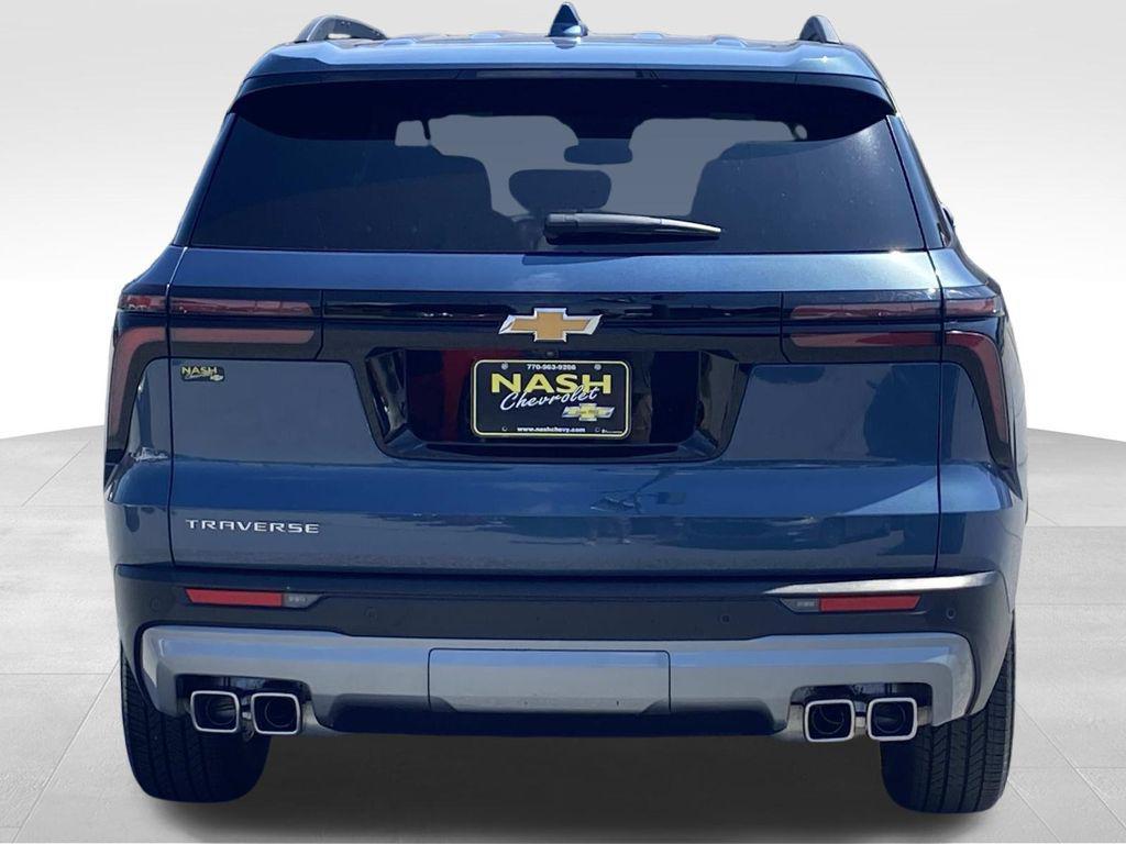 used 2025 Chevrolet Traverse car, priced at $36,290