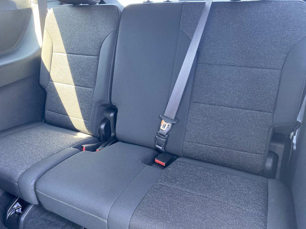 used 2025 Chevrolet Traverse car, priced at $36,290
