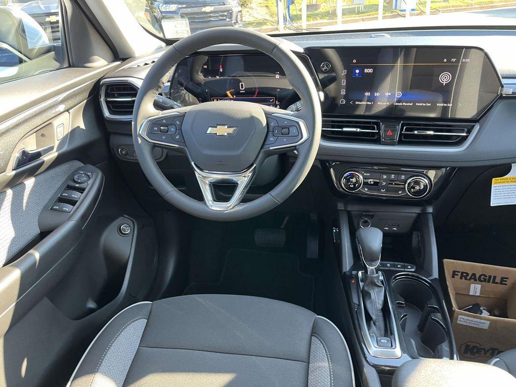 new 2026 Chevrolet TrailBlazer car, priced at $28,392