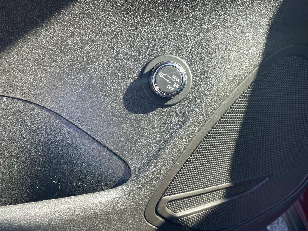 used 2022 Buick Envision car, priced at $22,990