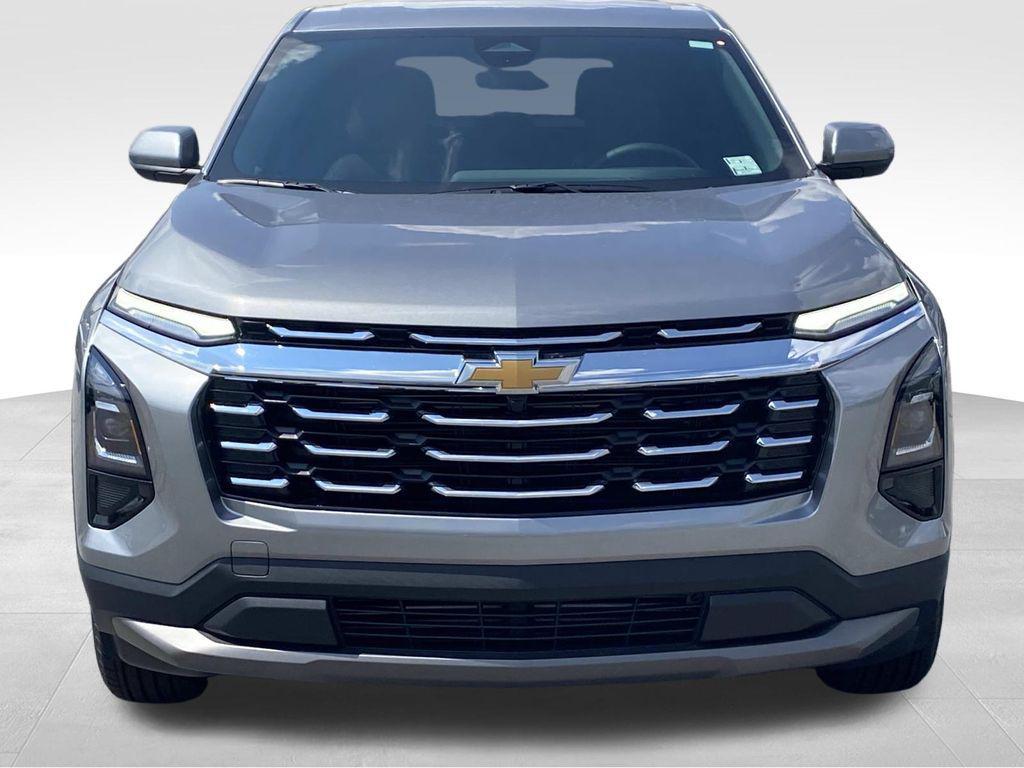new 2026 Chevrolet Equinox car, priced at $33,547