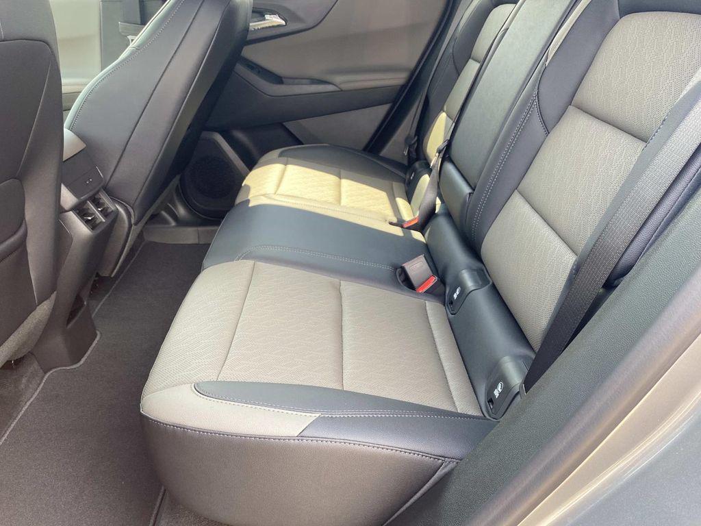 new 2026 Chevrolet Equinox car, priced at $33,547