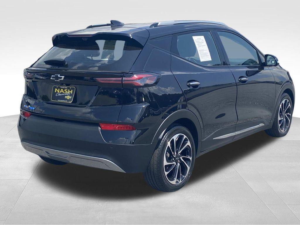 used 2022 Chevrolet Bolt EUV car, priced at $21,890