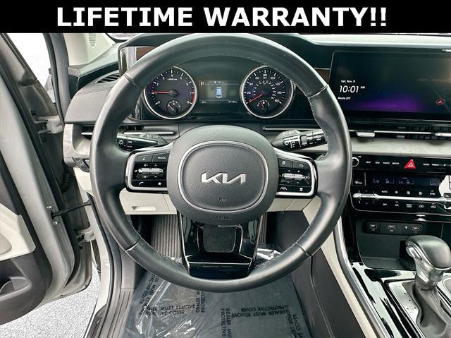 used 2023 Kia Carnival car, priced at $33,551