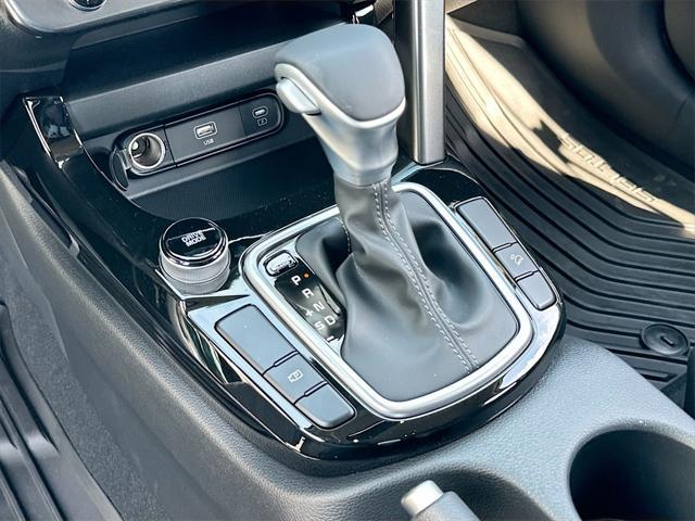 new 2025 Kia Seltos car, priced at $24,794