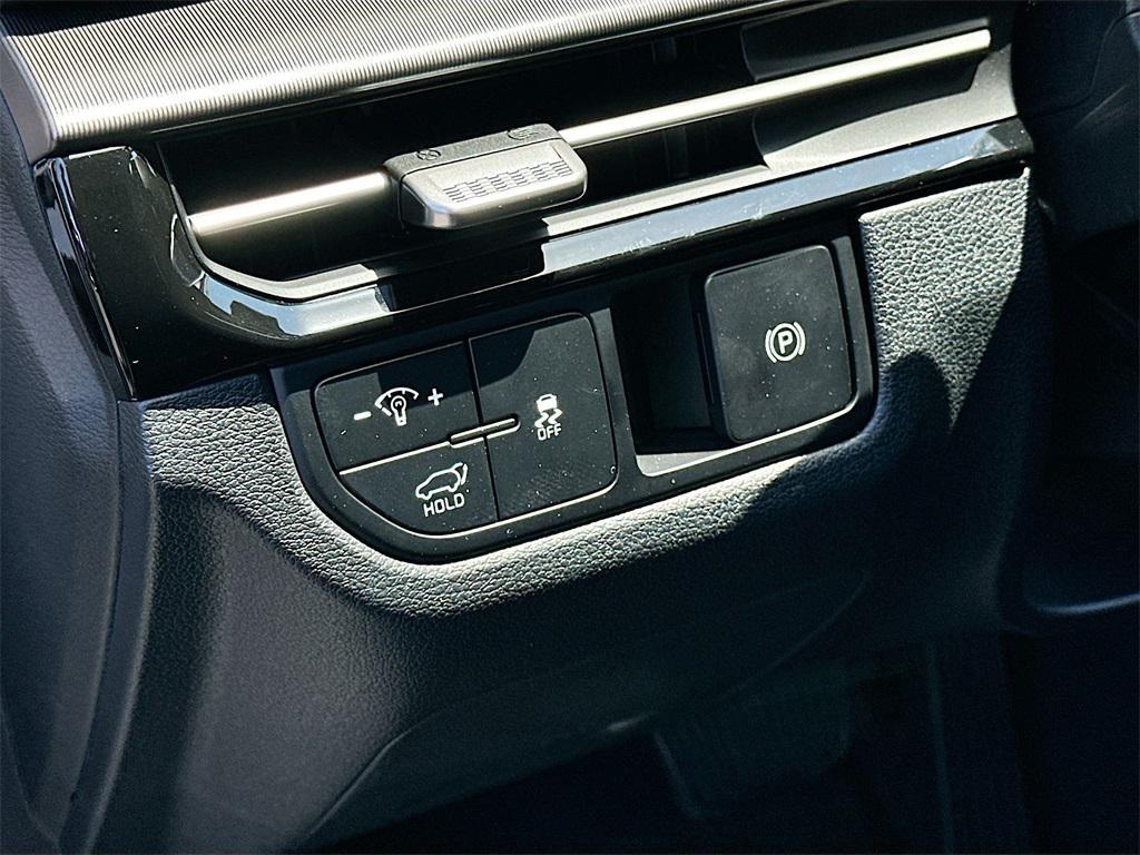 new 2026 Kia Sportage car, priced at $32,428