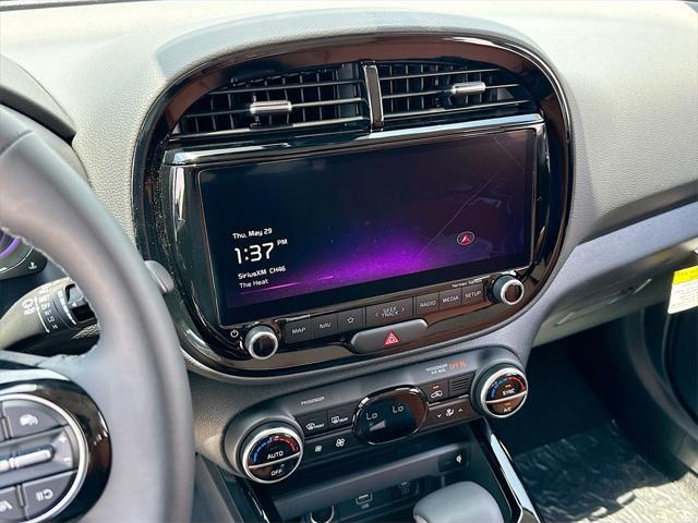 new 2025 Kia Soul car, priced at $25,698